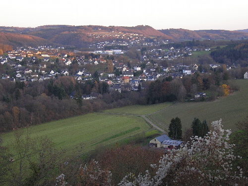 Blick von der Burg Windeck auf Schladern und Rosbach